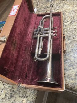 Trumpet Courtois