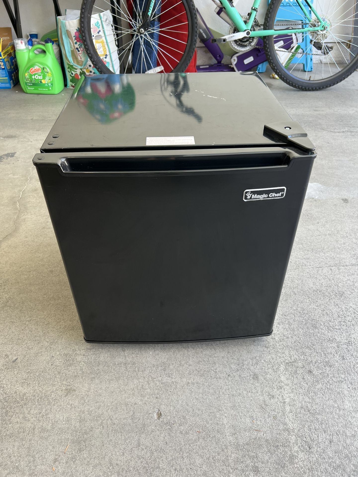 (Brand New) Black Magic Chef 1.7 Cu. Ft. freezerless Mini Fridge