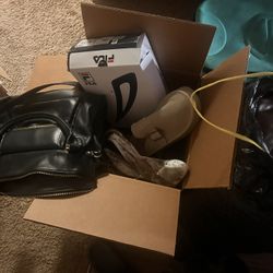 Women’s / Teen Clothes 