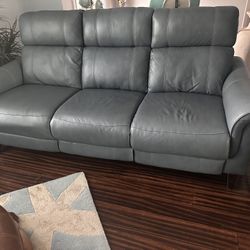 Avezzano Leather Dual Power Reclining Sofa