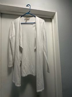 Woman Michael Kors front open sweater