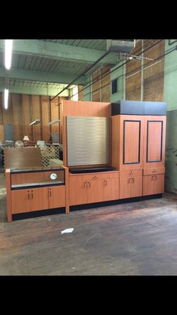 RETAIL / SALON DISPLAY FIXTURES