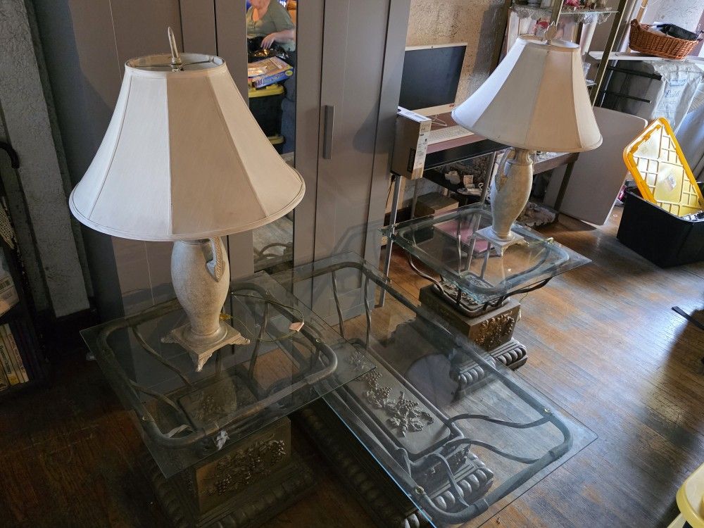 Antique Living Room Tables