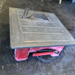 Skilsaw Table Saw 