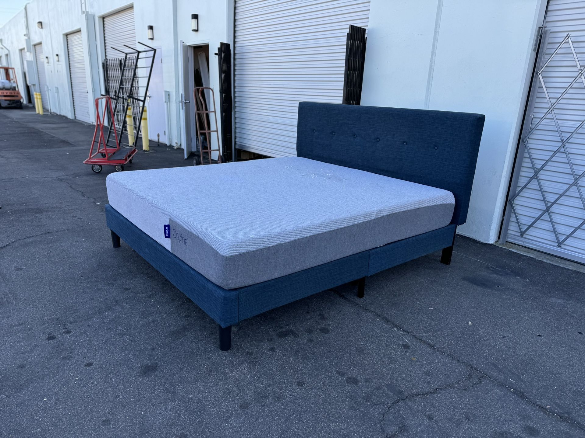 King bed $350