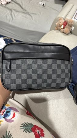 Stylish Men’s Fanny Pack