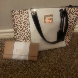 Guess Purse And Wallet