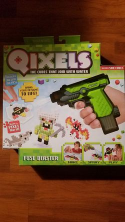 QIXELS EDUCATIONAL TOY MAKER