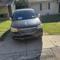 2012 Chrysler Town & Country