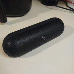Beats Pill