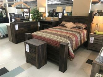 Ashley 6pc Queen Bedroom Set on sale!!!