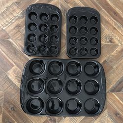 Longaberger cupcake bakeware