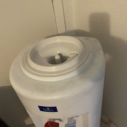 Water Dispenser