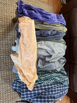 Lot of Men's XL/ 2XL Button-Down Shirts