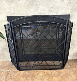 Three-Fold Weave Black Wrought Iron Fireplace Screen