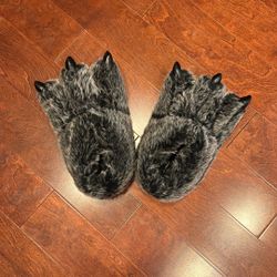 Animal Slippers Size 10-12