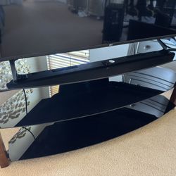 Glass and wood TV stand 