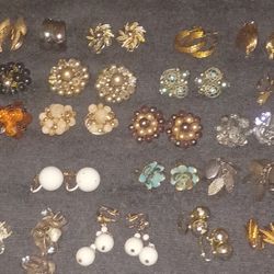 Vintage Jewelry All Brooches, Clip Ons, Pendants, Belt Buckles, Necklaces, Post Earrings, and Watches.