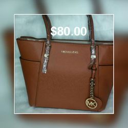 MK brown purse