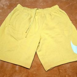 Size L - Nike Fleece Graphic Shorts Men's Activewear Sportswear Club NWOT Yellow