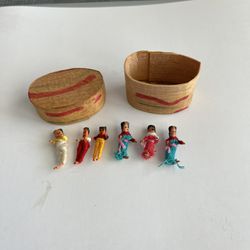 Vintage Guatemalan Mini Wire Worry Dolls