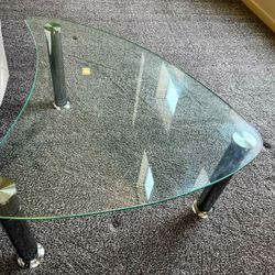 ($300+ Retail) Copenhagen Glass Modern Coffee table, End Table, Side Table, Accent Table 17"h  