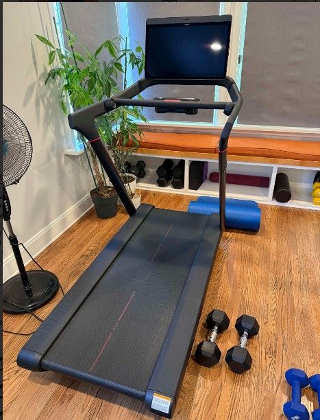 Peloton Tread