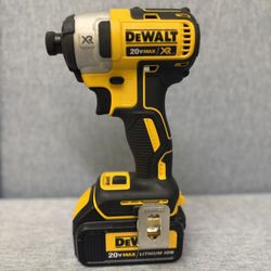 DeWALT 1/4" Cordless Impact Driver