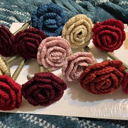 Crochet Rose Pens