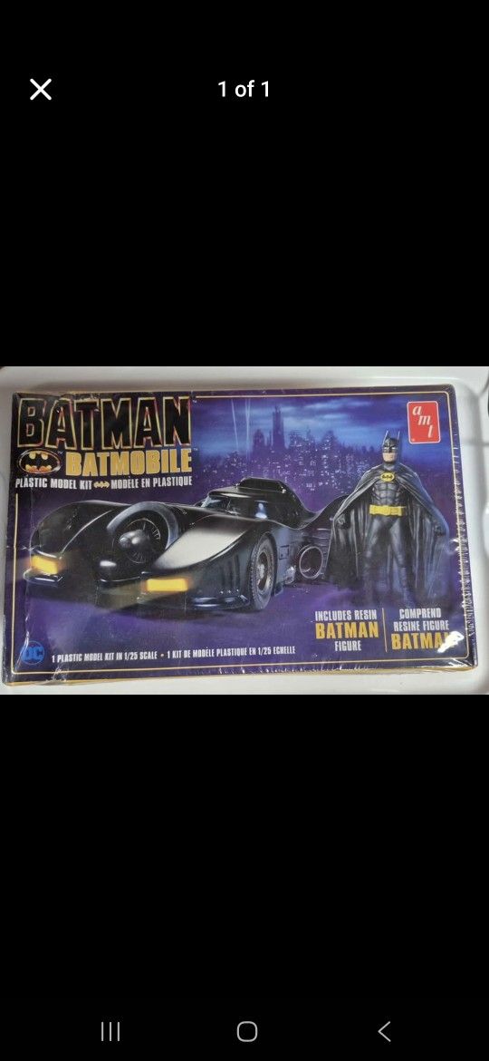 Batman Batmobile Model Kit