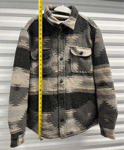 JACHS NY Men Wool Blend Sherpa Lined Jacket Medium M Tan Charcoal Gray Southwestern Aztec Patterned Fleece Lined Heavy Shirt Jacket Shacket Button Fro