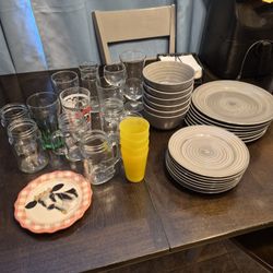 Dish Set And Glass Set Kitchen