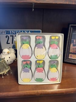 Wooden Egg Set Decoration