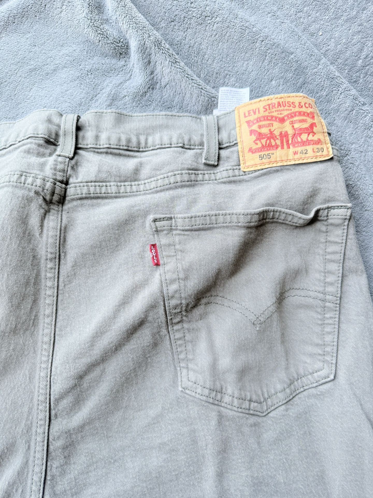 Levi Pants