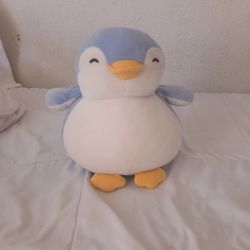 MINISO Blue Penguin