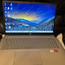 New HP 15.6 Midnight Blue AMD Touchscreen Laptop 