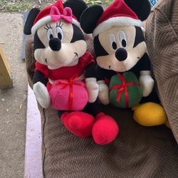 Christmas Plushies 2 Piece Set