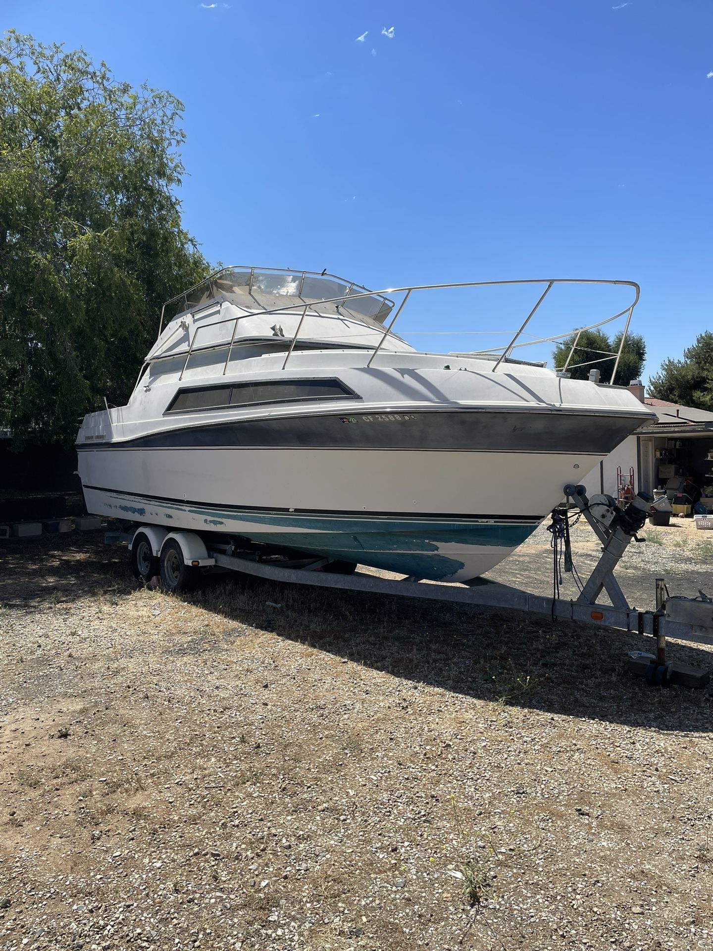1988 Carver Day Cruiser 28ft