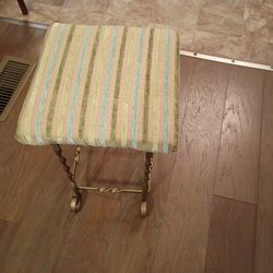 Setting Stool
