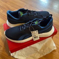 Brand New Reebok Men's 10.5 