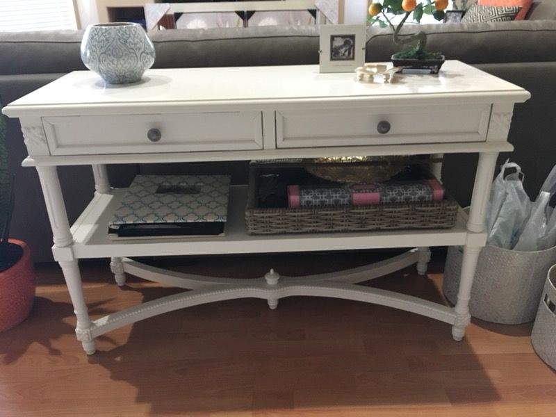 Sofa table console table Like NEW!!