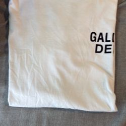 Gallery Dept. (Large)