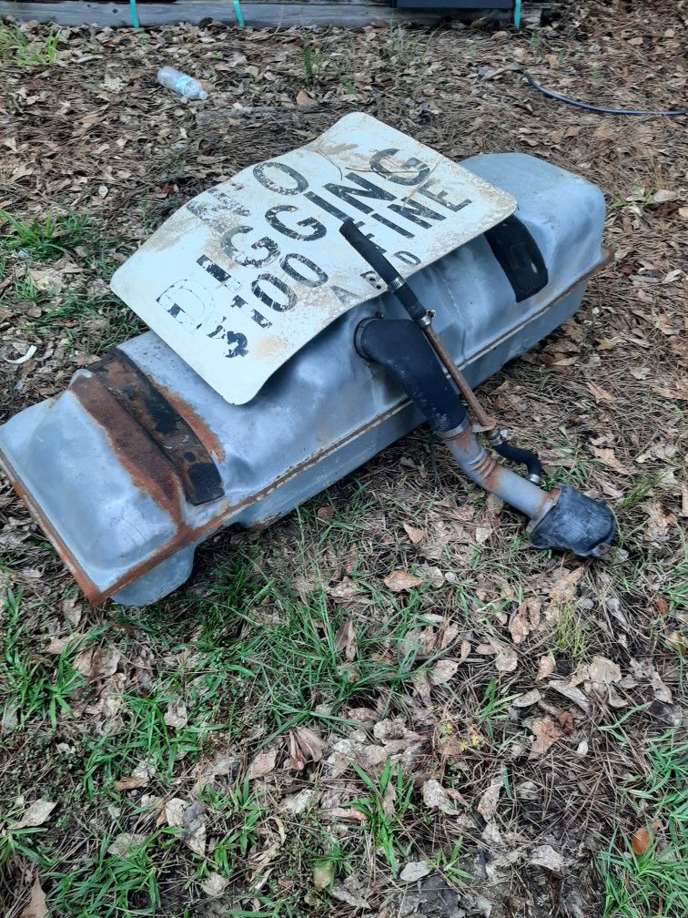 Gas Tank