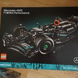 lego tecnic 42171 Mercedes AMG F1 W14 E