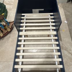 Gap Kids Toddler Bed 