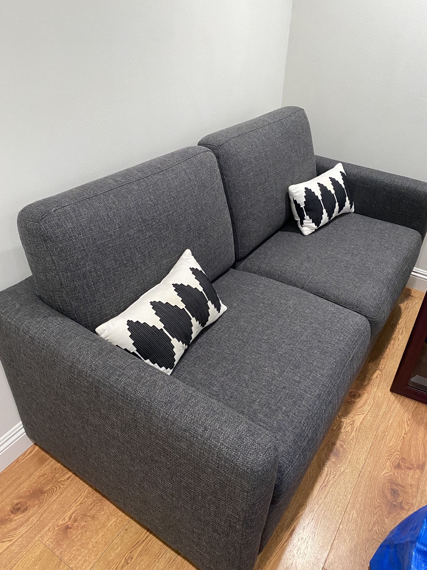 Living Spaces Grey Cliff Sleeper Sofa