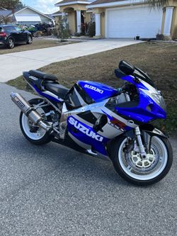 GSXR 750