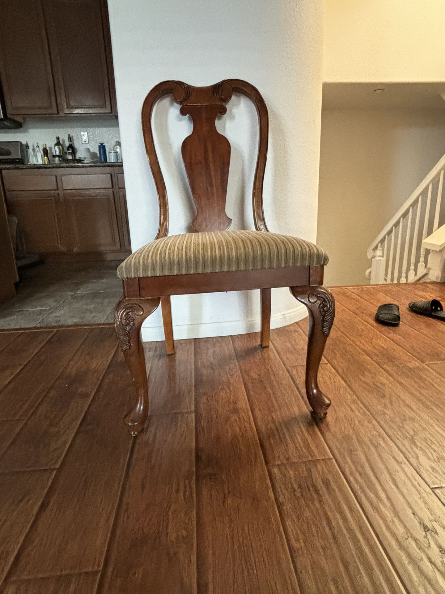 Vintage Chair 2 Sets
