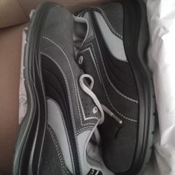 Puma  Touring Gray Low