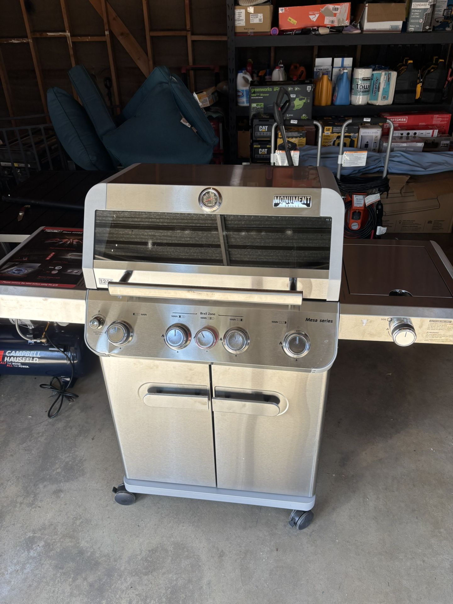 Monument M405BZ Grill